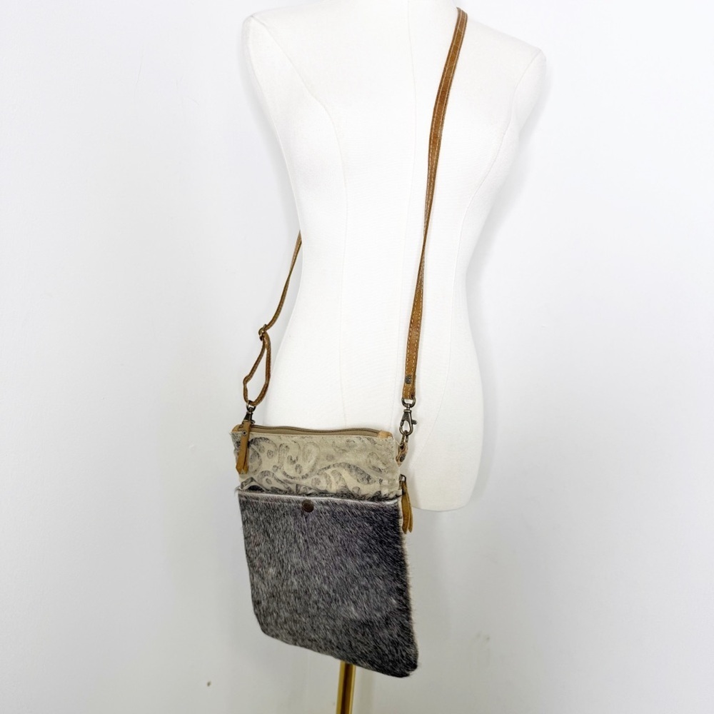 Myra Bag Hair-On Hide Crossbody Bag Western Boho Cowhide - Picture 3 of 9